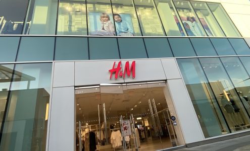 H&M Kapolei