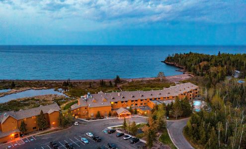 Superior Shores Resort