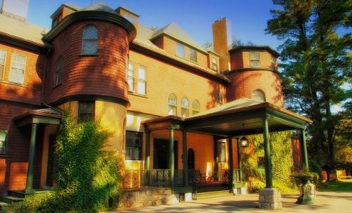 The Brewster Inn