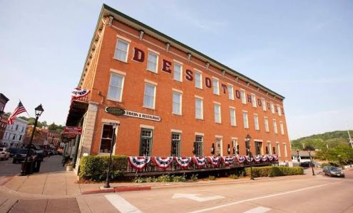 DeSoto House Hotel