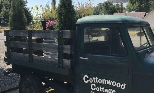 Cottonwood Cottage