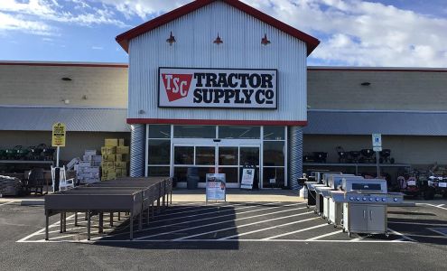 Tractor Supply Douglas
