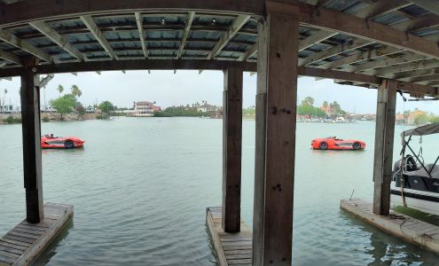 White Sands Bar & Grill, Inn&Suites, Bait Shop, and Marina