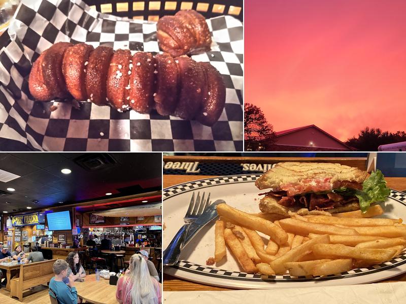 Elliott's Whitewater Bar &Grill