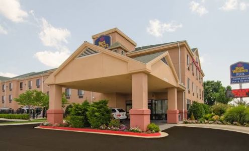 Best Western Plus Castlerock Inn & Suites