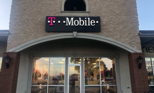 T-Mobile Authorized Retailer