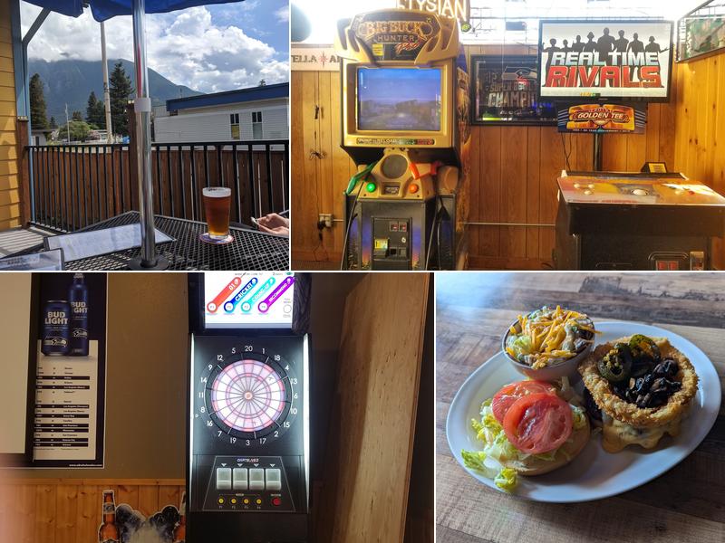 Pour House Bar & Grill