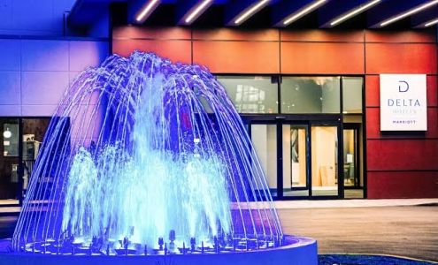 Delta Hotels by Marriott Cincinnati Sharonville