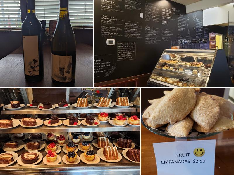 Carnation Cafe & Lounge