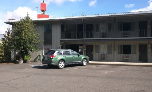 Red Fox Motel