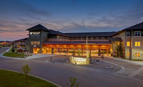 Clarion Hotel & Suites Williston