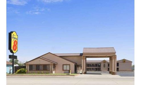 Super 8 by Wyndham Childress