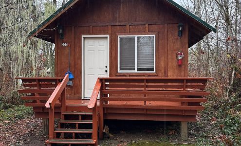 Glacier Peak Resort, RV Park & Winery Rockport