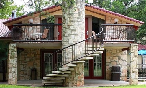 Inn Of The Hills Hotel & Conference Center