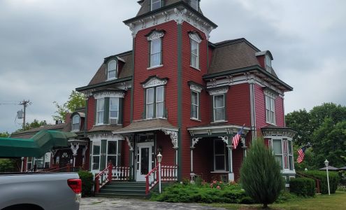 The Garfield Inn Port Austin
