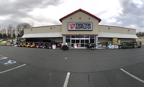 Tractor Supply Vernon