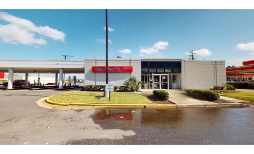 Bank of America (with Drive-thru ATM)