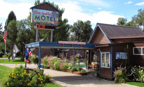 BLUE GABLES MOTEL AND COFFEE BAR