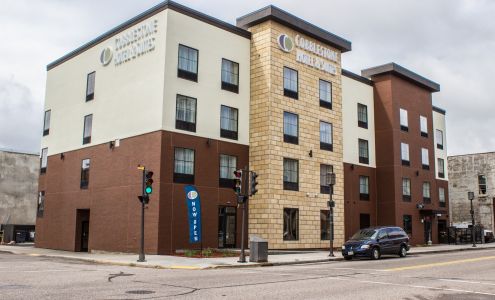 Cobblestone Hotel & Suites - Chippewa Falls