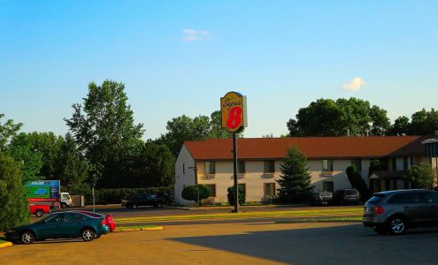 Super 8 by Wyndham Sun Prairie Madison