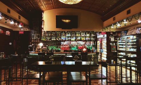 Vintage Cigar Lounge