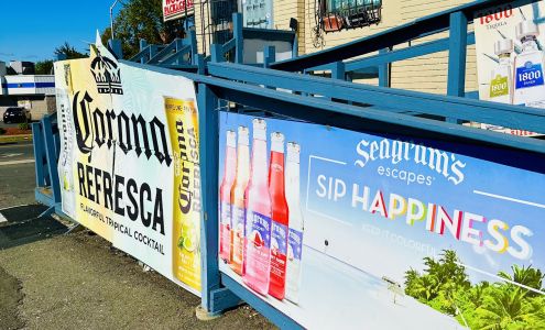 Woodland Package Store Hartford