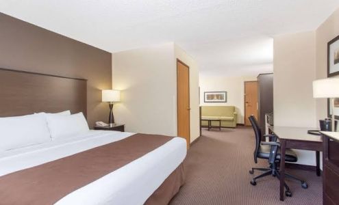 AmericInn by Wyndham Rhinelander