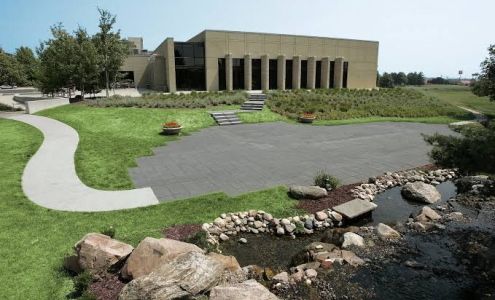 Gateway Hotel & Conference Center