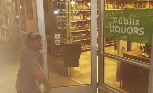 Publix Liquors at Promenade at Silver Palm