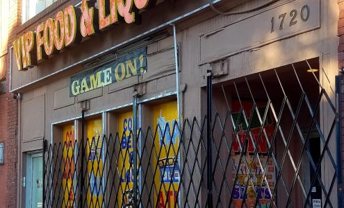 VIP Food & Liquor & slots & vape & tobacco North Chicago