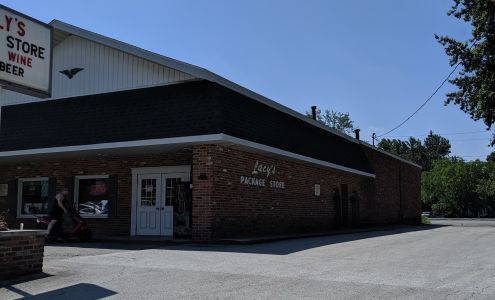 Holly's Liquor Greentown