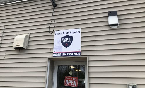 Beach Bluff Liquors Marblehead