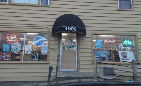 Wilbur Liquors & Video Somerset