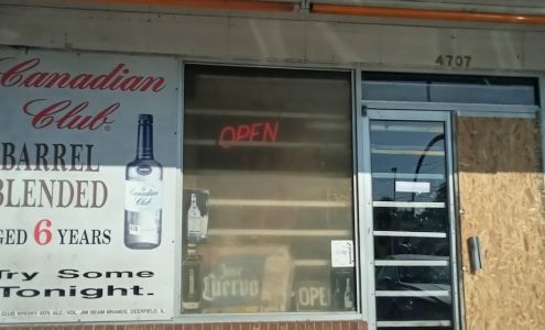 Coda Liquor Store