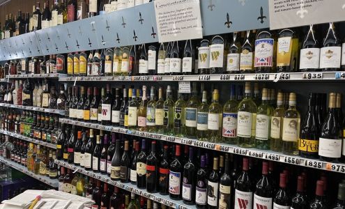 Cloverleaf Package Store