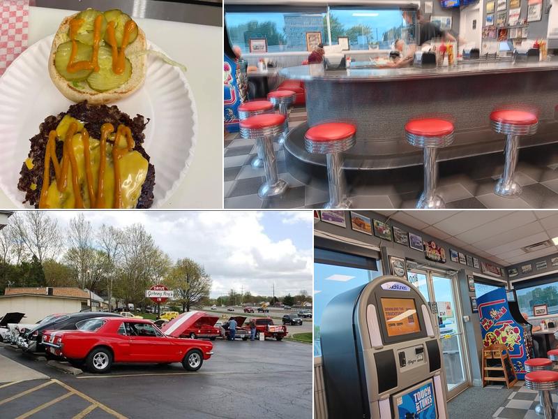 Johnny Rays Drive In