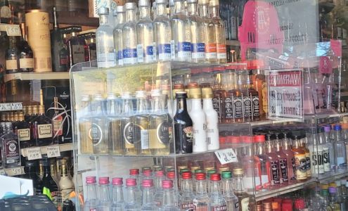 Village Wine & Liquor Pelham