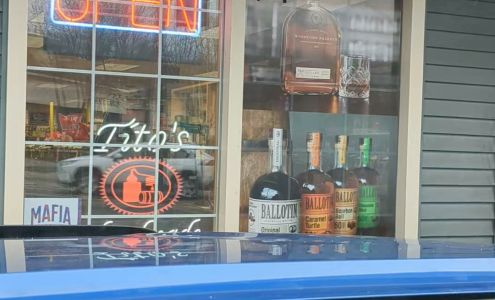 Reed's Liquor Store East Aurora