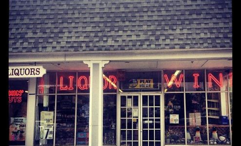 Bays Liquors Hampton Bays