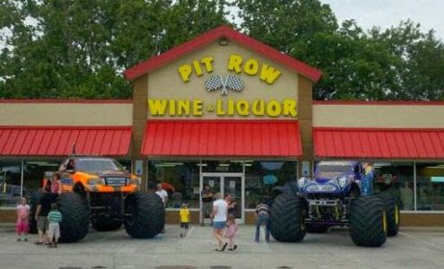 Pit Row Wine and Liquor Bluff City