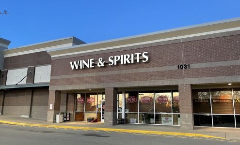 Red Dog Wine & Spirits