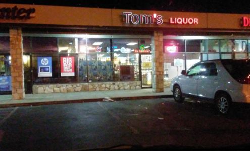 TOMS LIQUOR