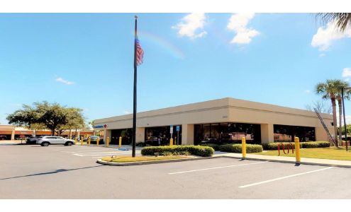 Bank of America (with Drive-thru ATM)