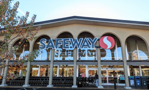 Safeway Liquor