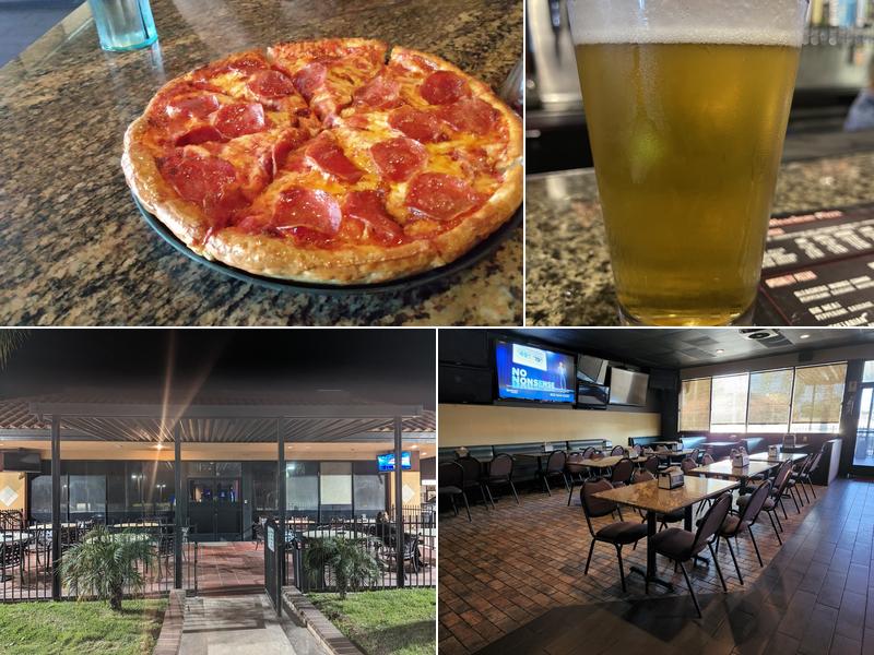 Bleachers Sports Bar Grill & Pizzeria