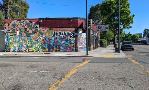 William's Market & Liquor