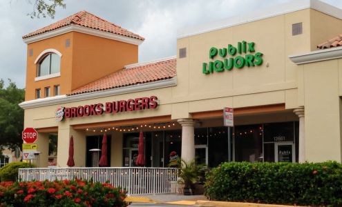 Publix Liquors at Freedom Square