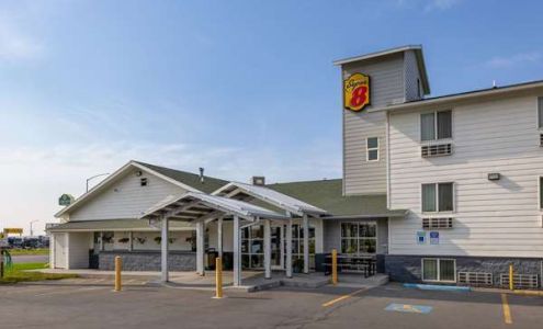 Super 8 by Wyndham Belgrade/Bozeman Airport