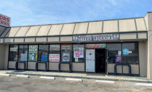 Valley Liquors Soledad