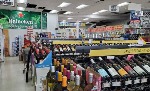 Bloom`s Discount Liquors
